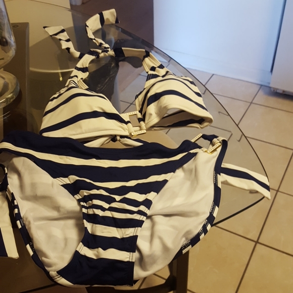 Ralph Lauren navy and white swimsuit - Picture 5 of 5